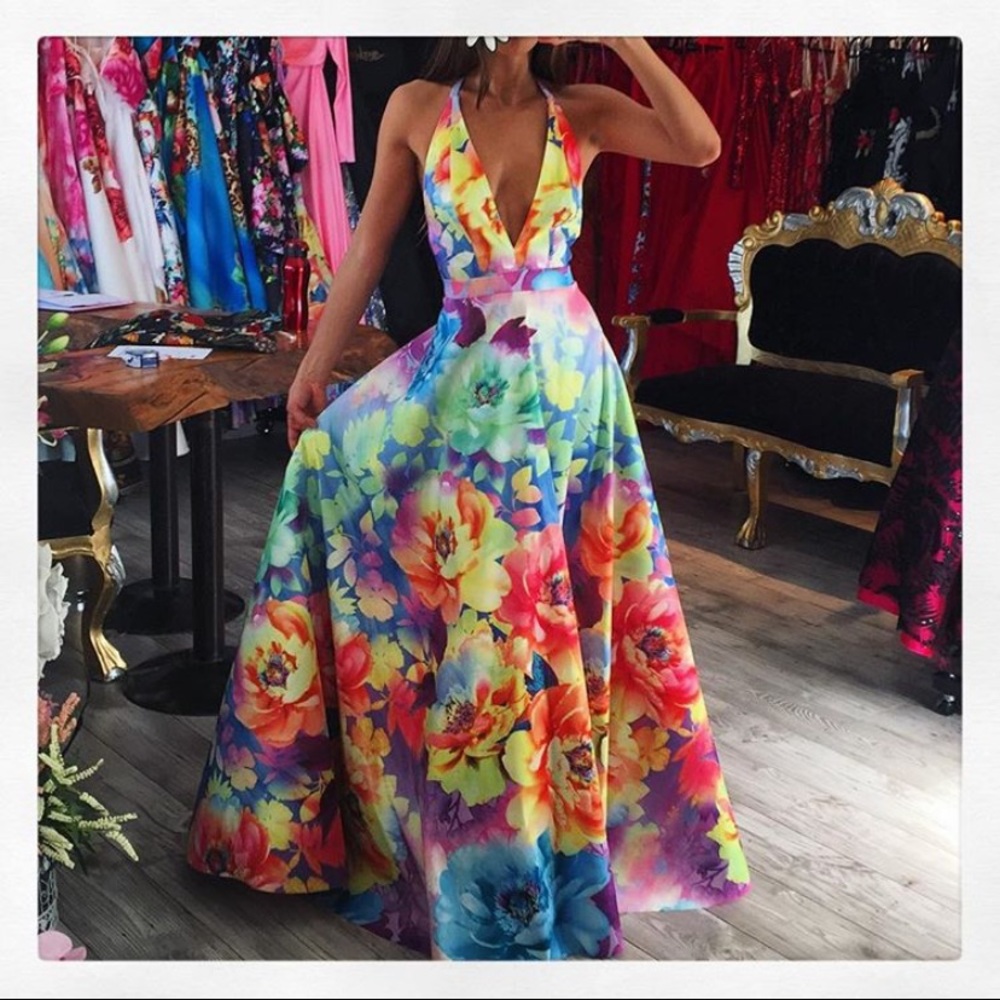Prom/Pageant dress! NEVER BEEN WORN!